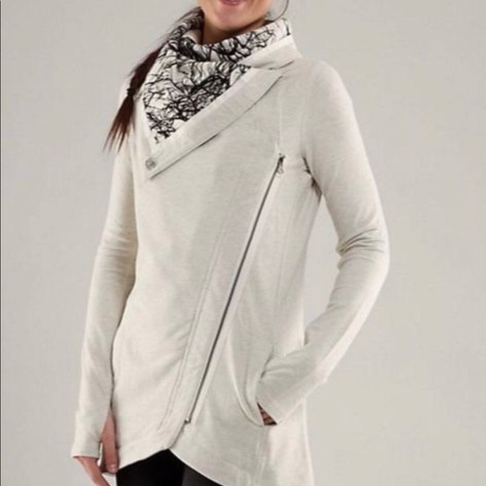 Lululemon method wrap heathered ghost nesting bird